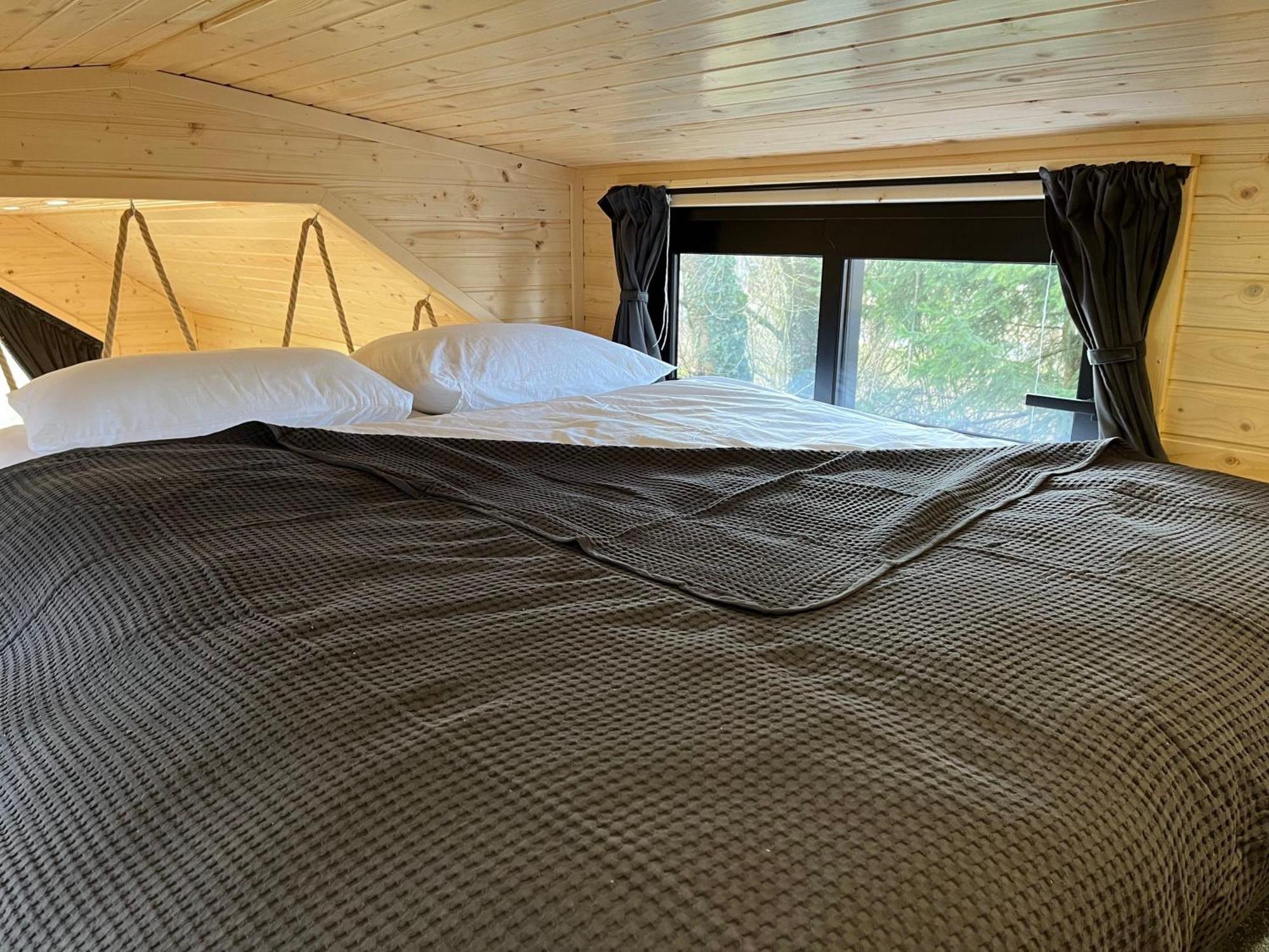 Ezy House 1 By Tiny Away Villa Ezy-sur-Eure Bagian luar foto